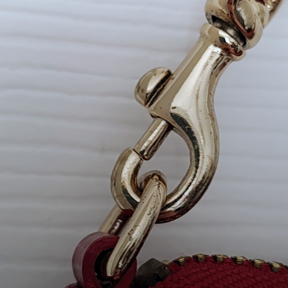 Dooney & Bourke Patent Leather Wristlet w/COA - Picture 4 of 7